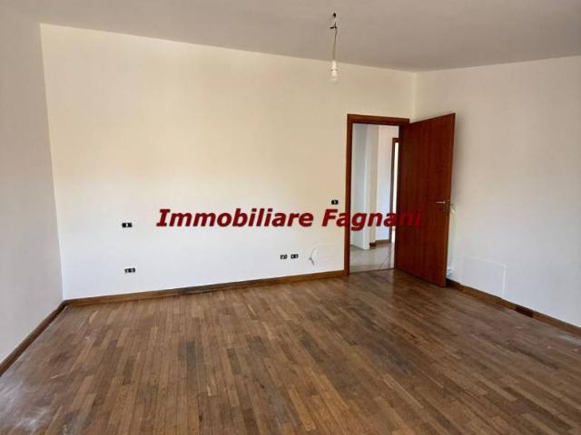 Via Algidus Appartamento Mansardato in Affitto