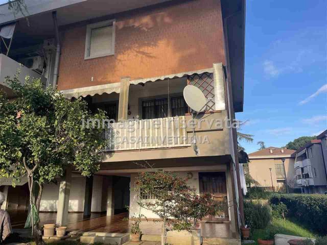 VIA ALLUMINIO VERDE MAREMMA quadrilocale 130mq