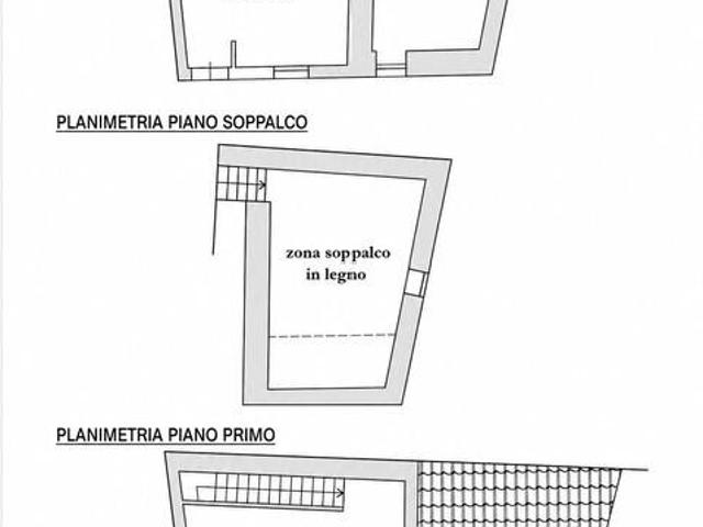 Via Aprile 25 5 vani 84mq