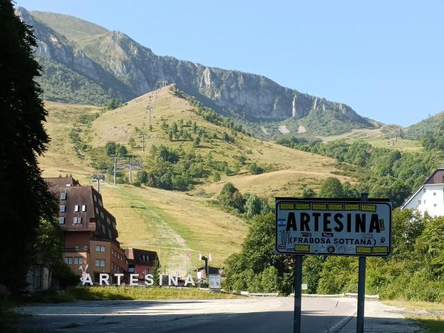 Via Artesina 12 25 vani 45mq