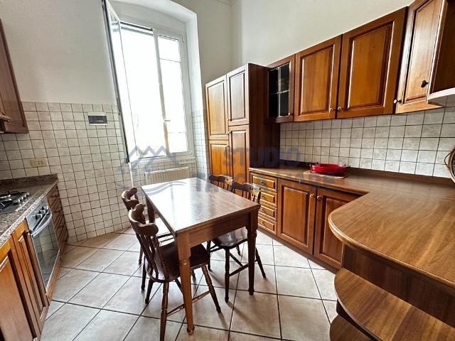 Via Arziglia quadrilocale 85mq