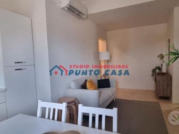 Via Archi Bilocale arredato al 5°p. c/a 50 mq