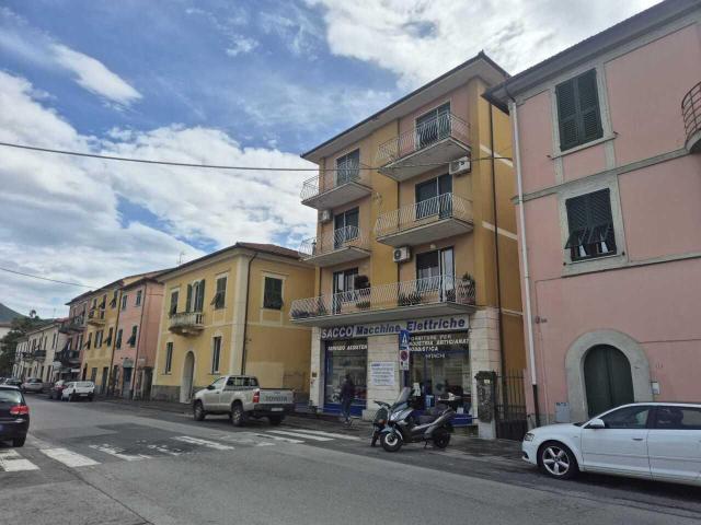 Via Aurelia 16 trilocale 76mq