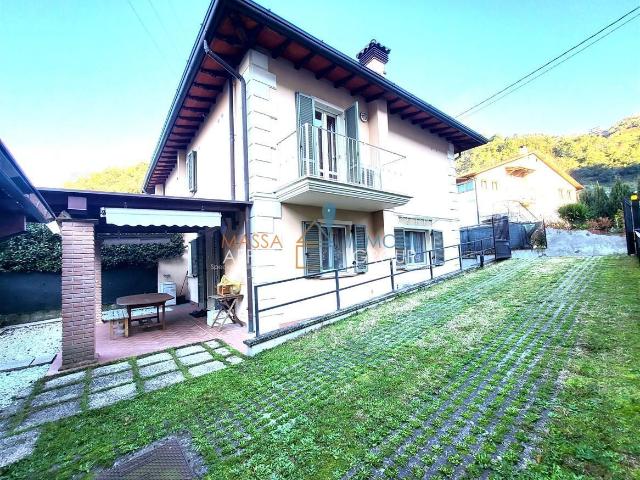 Via Bottaccio 7 vani 160mq