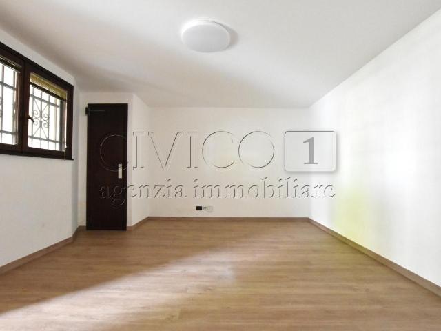 Via Borromeo bilocale 30mq