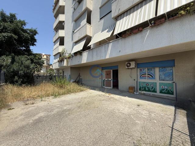 via borrace alla caserma 43/A trilocale 122mq