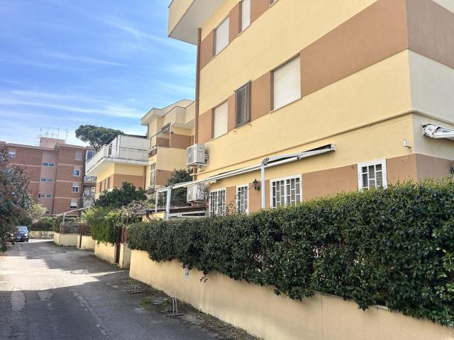 Via Badino 148 quadrilocale 61mq