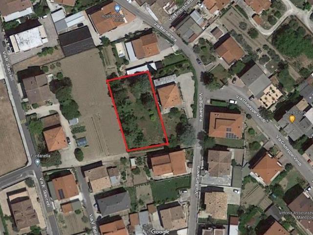 Via Barbanera 10 vani 975mq