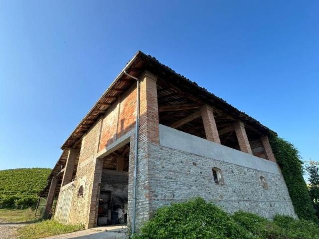 Via Barlete 10 vani 340mq