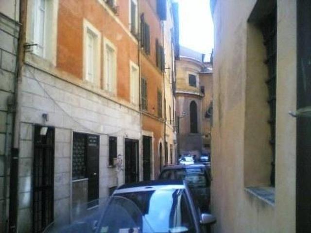 Via Beato Angelico trilocale 45mq