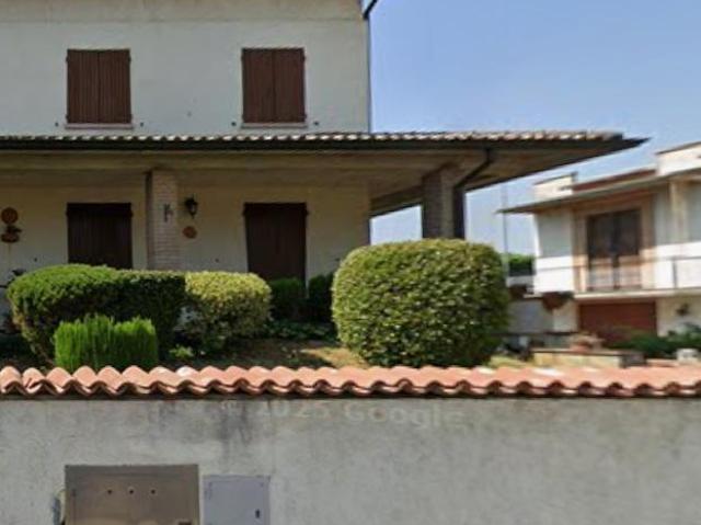 VIA BEDESCHI 5 vani 195mq
