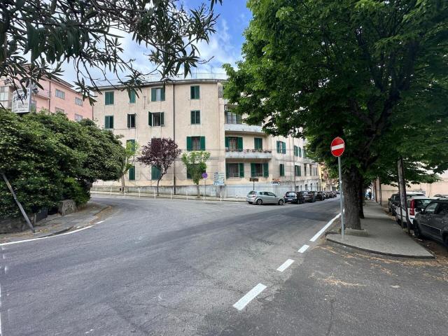 Via Benedetto Citriniti 5 quadrilocale 95mq
