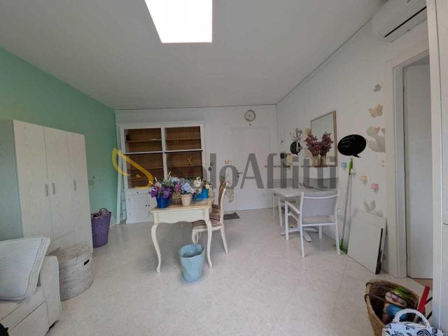 Via Bruno de Finetti 156 1150 monolocale 35mq