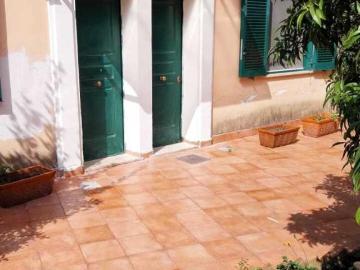 via Breccia 1 bilocale 30mq