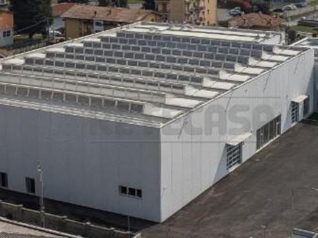Via Brescia 21 8 vani 2400mq