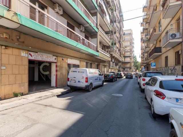 Via Bronte 2l monolocale 32mq