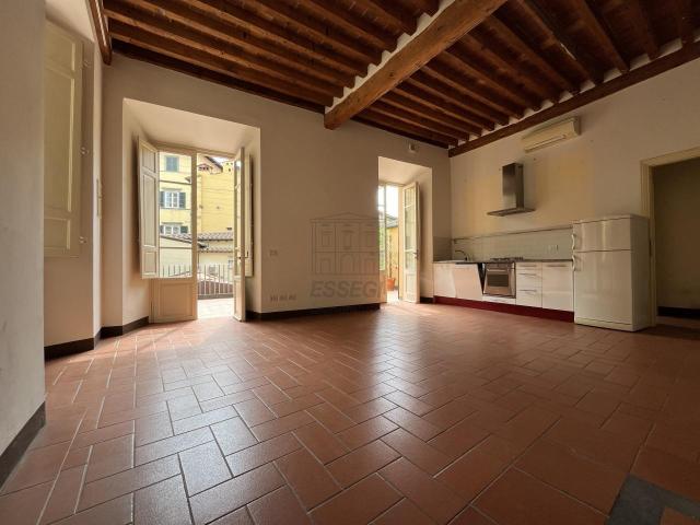 Via Buia quadrilocale 70mq