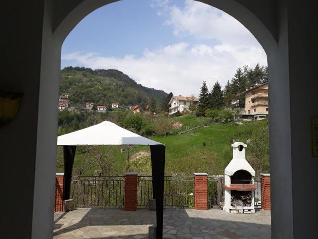Via Busalla 6 vani 100mq