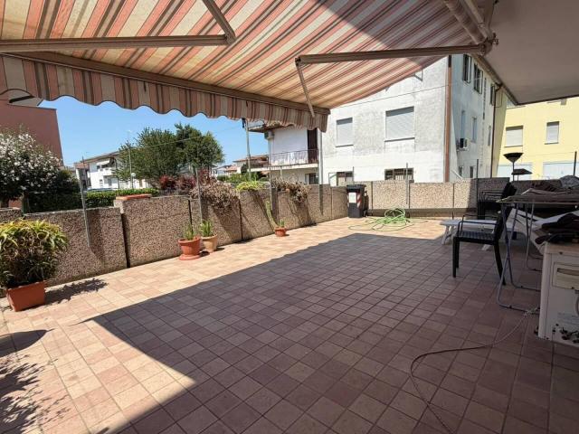 Via G. Savonarola trilocale 48mq