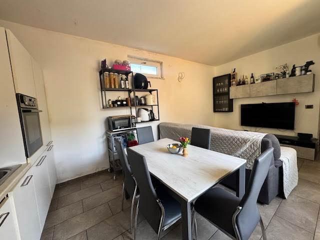 Via Gaggio 30 trilocale 72mq