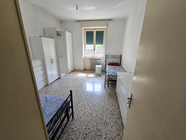 Via Giuseppe Garibaldi 10 6 vani 110mq