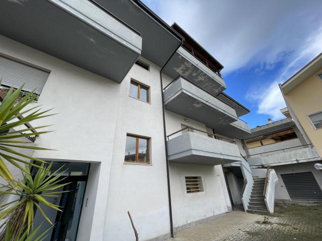 via giuseppe impastato 8 6 vani 108mq