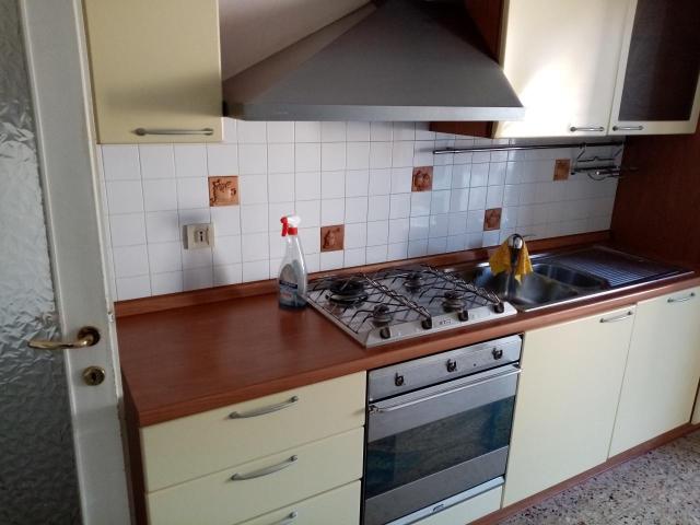 Via Giuseppe Riccardi 2 quadrilocale 70mq