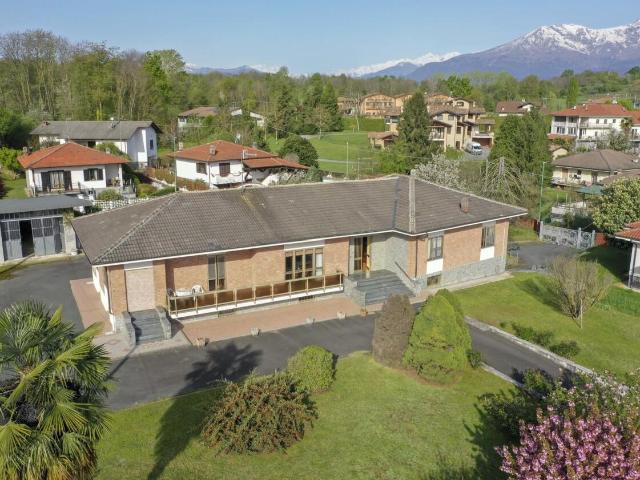 via Giacomo Tinetti 4 12 vani 350mq