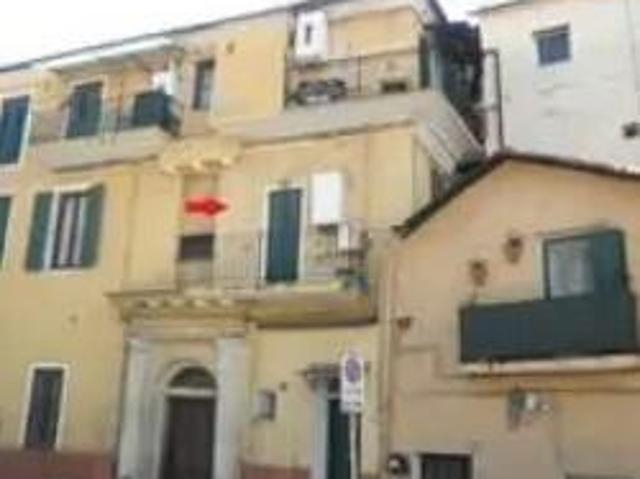 Via Giacomo Agnesi 98 trilocale 51mq