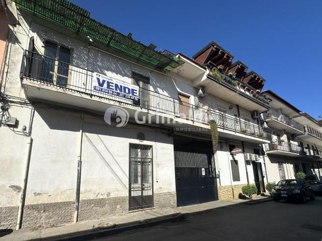 Via Giacomo Leopardi 6 trilocale 150mq