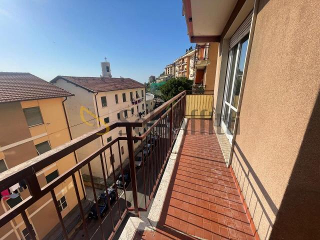 Via Giacomo Margotti 27 5 vani 80mq