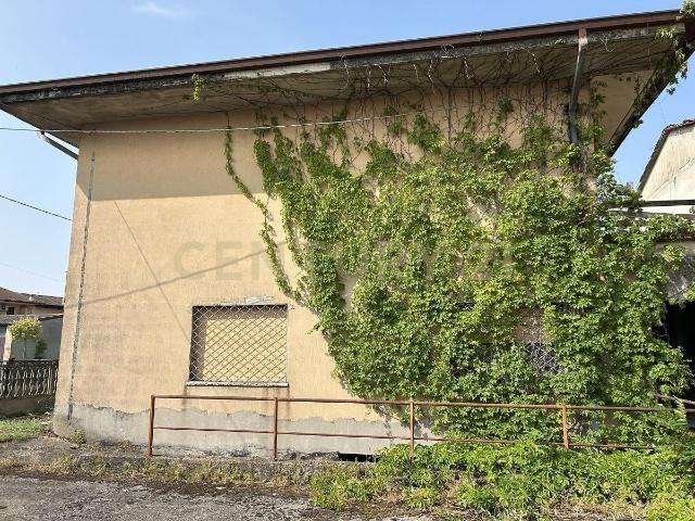 Via Giacomo Puccini 5 5 vani 383mq