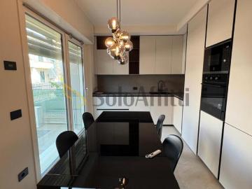 Via Giambattista Morgagni 53 2054 quadrilocale 85mq