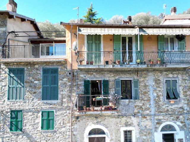 Via Ginestrea 27 bilocale 45mq