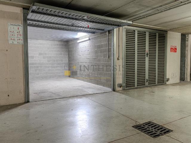 via giovanni boccaccio 411 16 vani 16mq