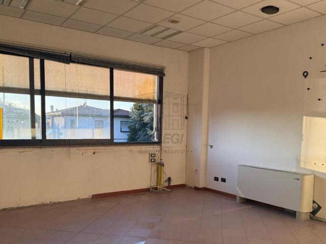 via Domenico Barsocchini 203/A 5 vani 110mq