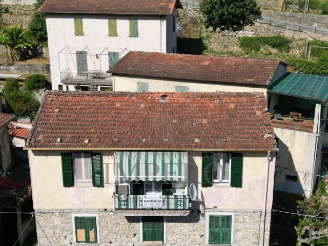 Via Domenico Tempesta 36 quadrilocale 98mq