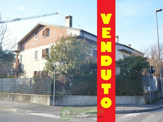 via don minzoni bilocale 64mq