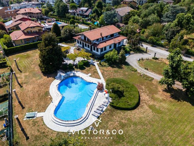 Via Don Nazzaro Villa snc 7 vani 600mq