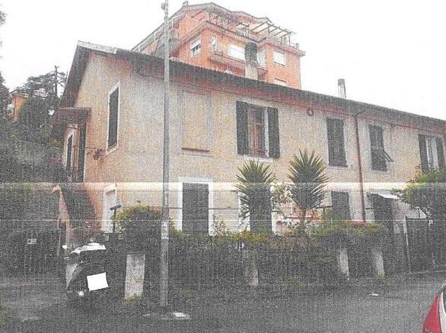 Via Don Giovanni Minzoni 77 5 vani 84mq