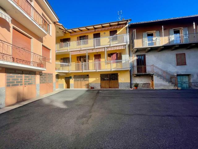 Via Dante Alighieri 54 5 vani 90mq