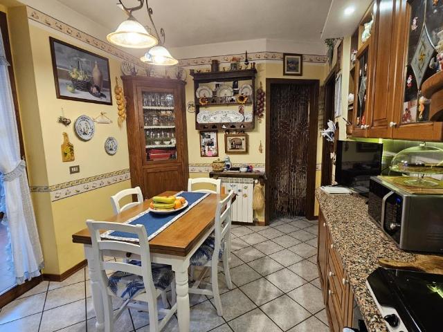 VIA DE GASPERI TORRI 5 vani 140mq