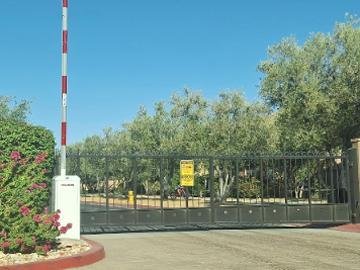 Via De La Paz