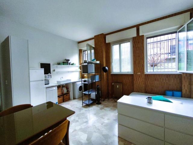 Via Decembrio 3 40mq