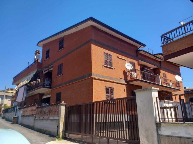 Via Degli Acquedotti 4 bilocale 90mq