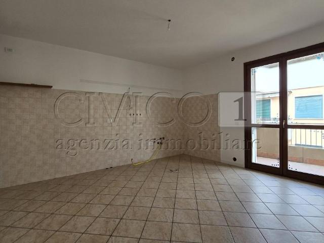 Via degli Alpini 33 quadrilocale 90mq