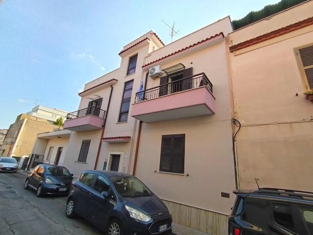 Via dei Frassini 11 quadrilocale 120mq