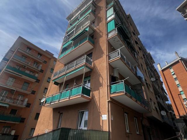 Via dei Platani 5 vani 56mq