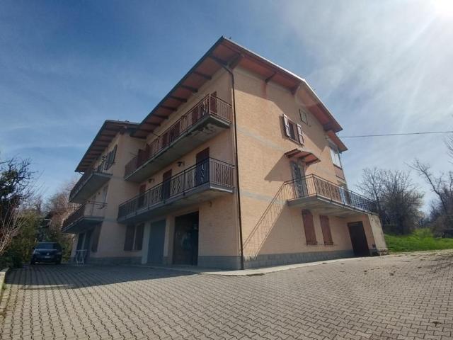 Via del Mercato 121 5 vani 161mq