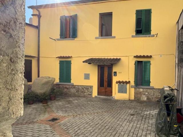 Via del Bisenzio quadrilocale 100mq